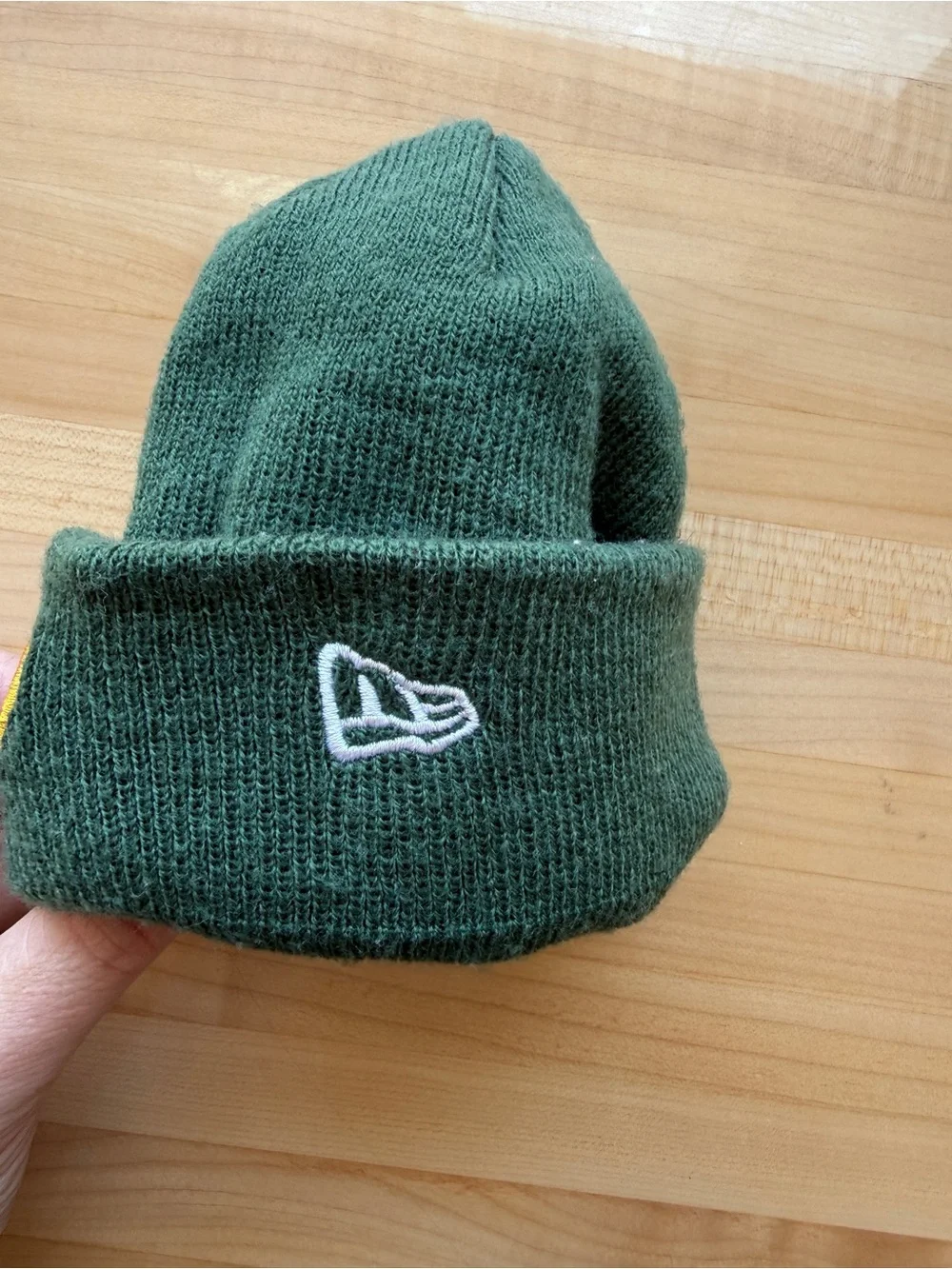 Green Bay Packers New Era Green Knit Beanie with Yellow & White G Size Infant